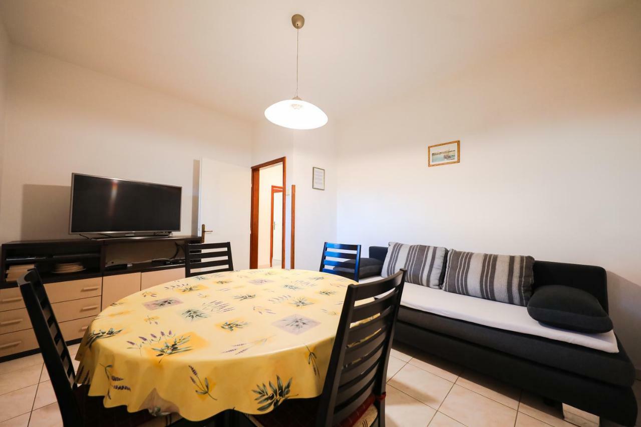 זאדאר Apartman Antisin מראה חיצוני תמונה