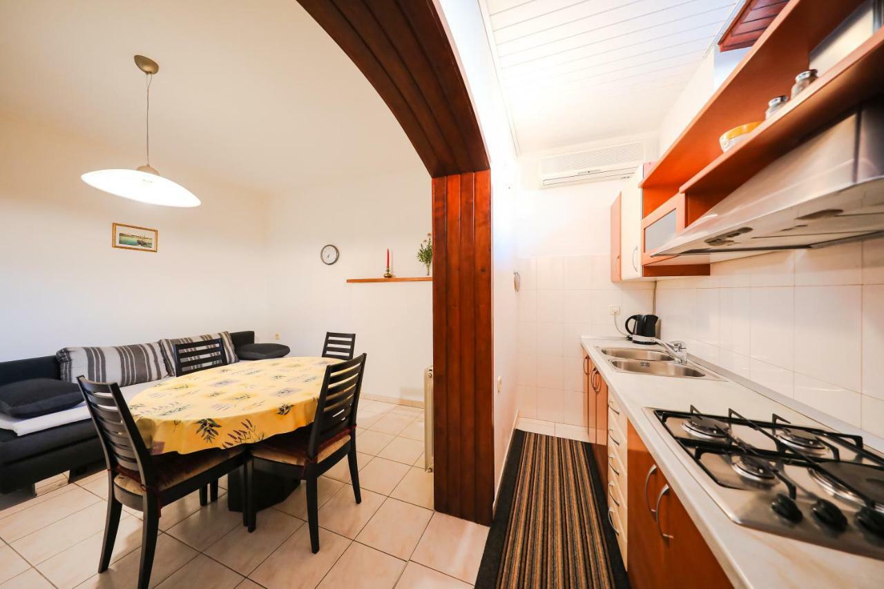 זאדאר Apartman Antisin מראה חיצוני תמונה