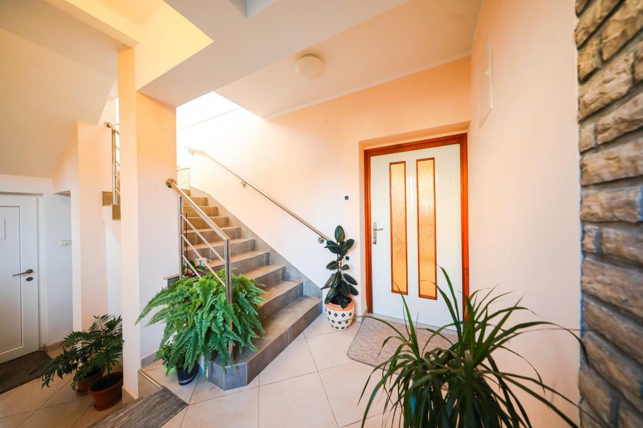 זאדאר Apartman Antisin מראה חיצוני תמונה